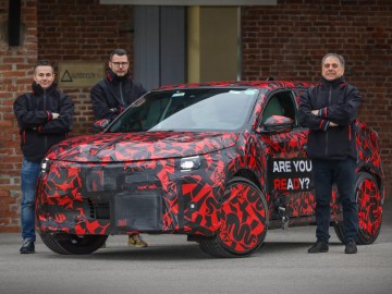 Alfa Romeo Milano - Przed premierą